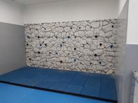 Indoor & Outdoor Climbing walls 